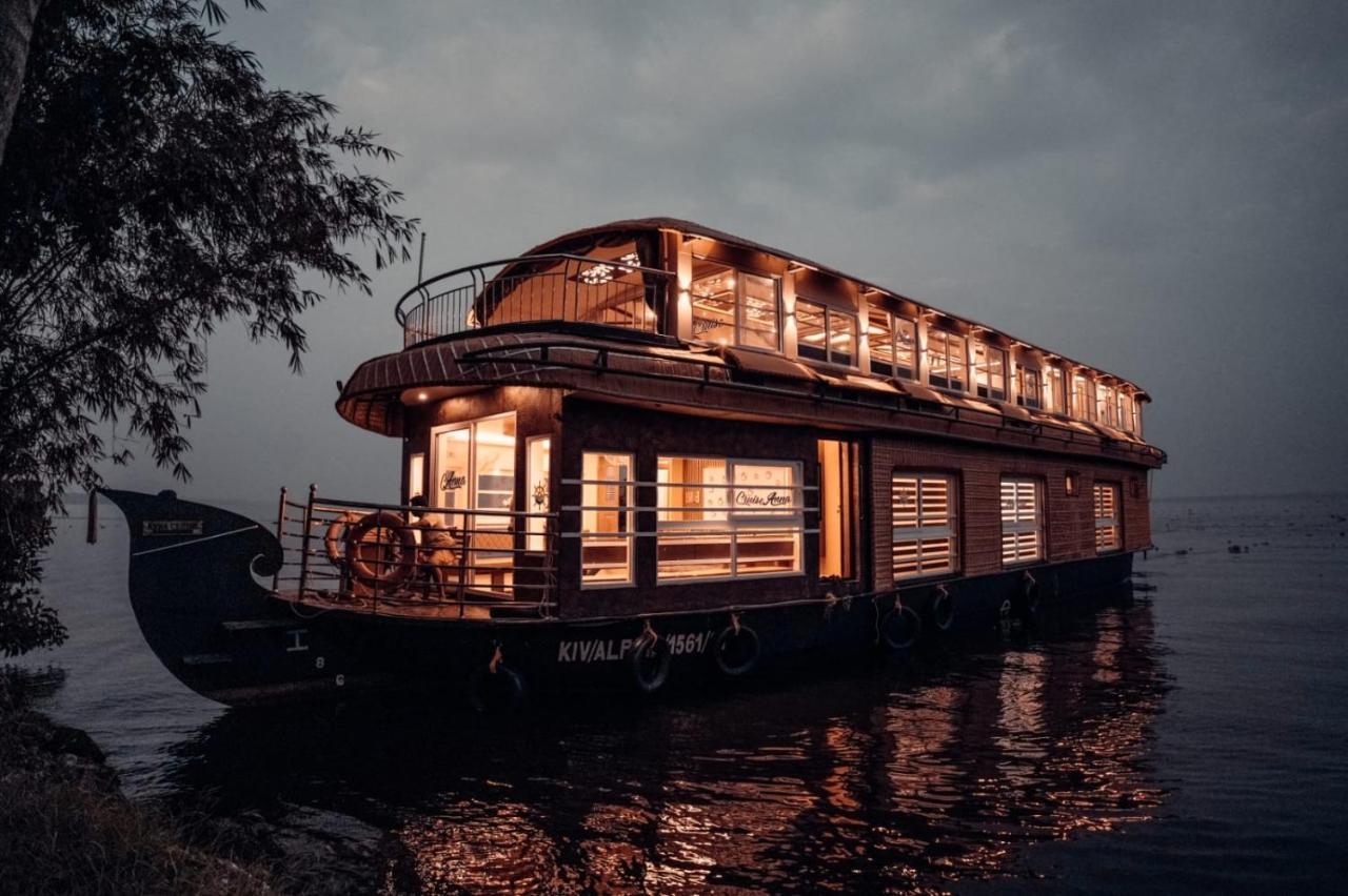 Venice Premium Houseboats Alleppey Alappuzha Exterior photo
