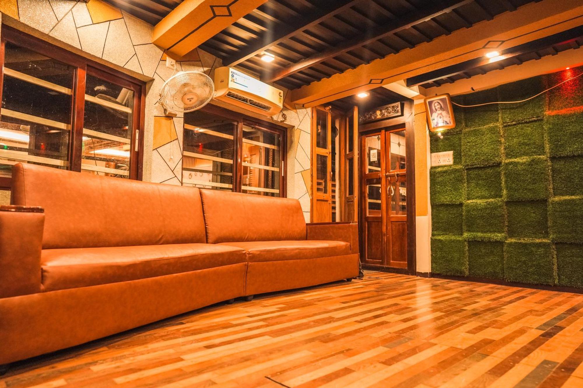 Venice Premium Houseboats Alleppey Alappuzha Exterior photo