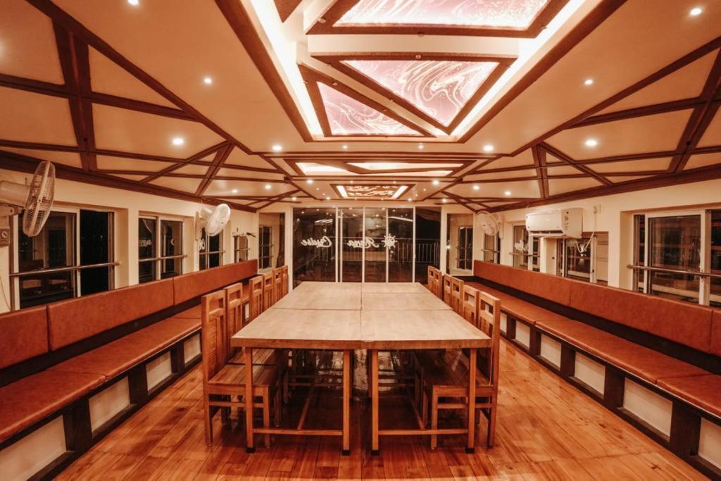 Venice Premium Houseboats Alleppey Alappuzha Exterior photo
