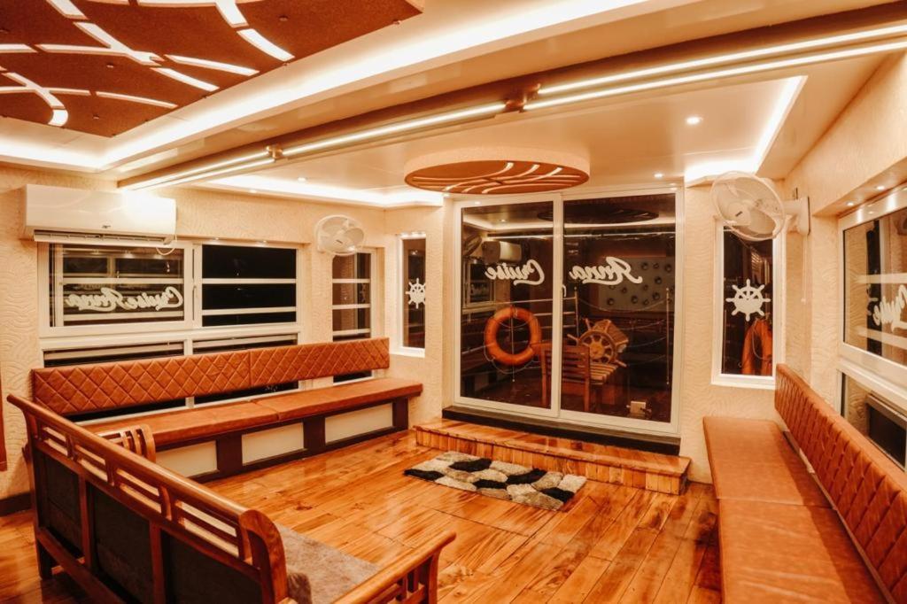 Venice Premium Houseboats Alleppey Alappuzha Exterior photo